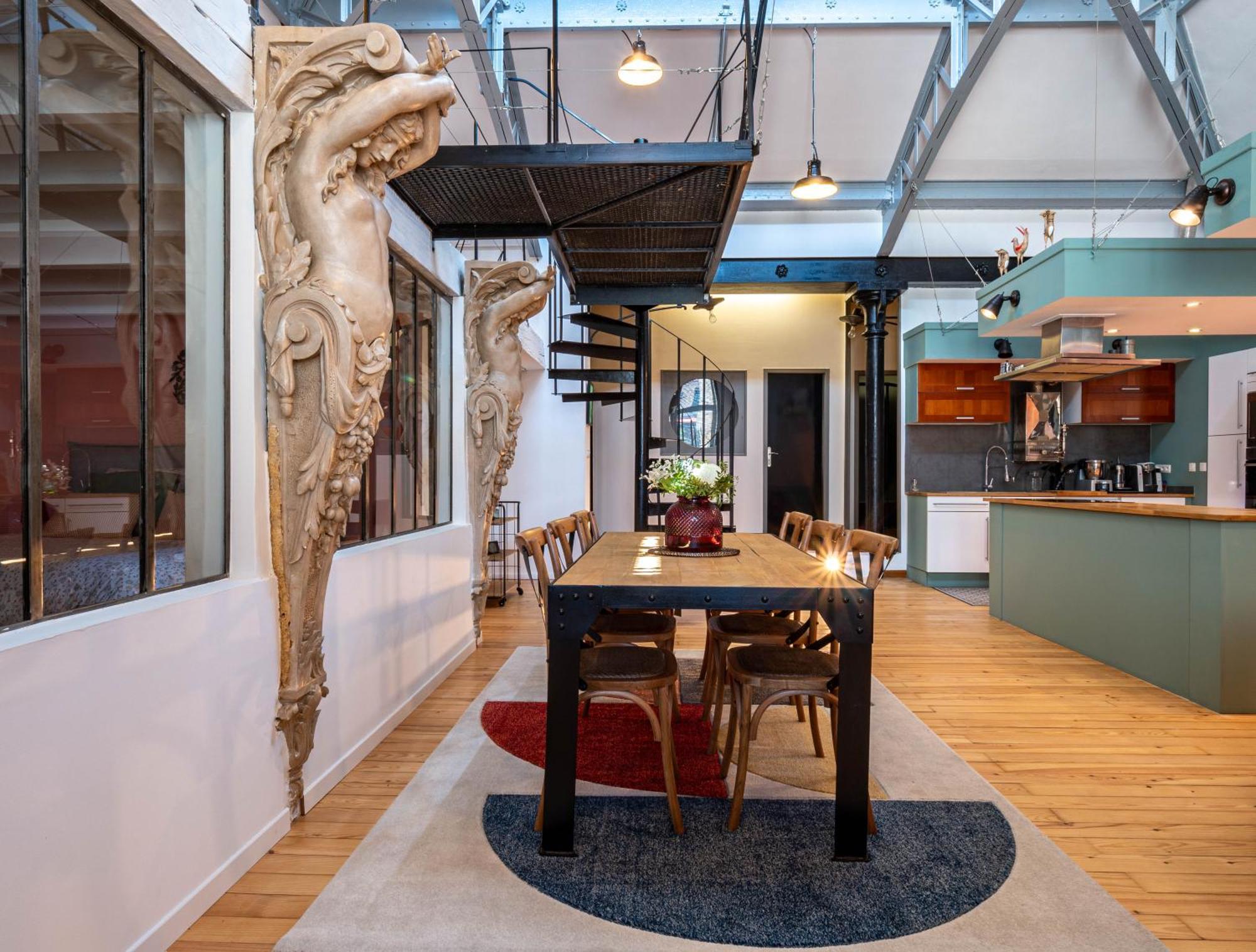 Loft Eiffel Unique Et Atypique, Au Coeur De Béziers